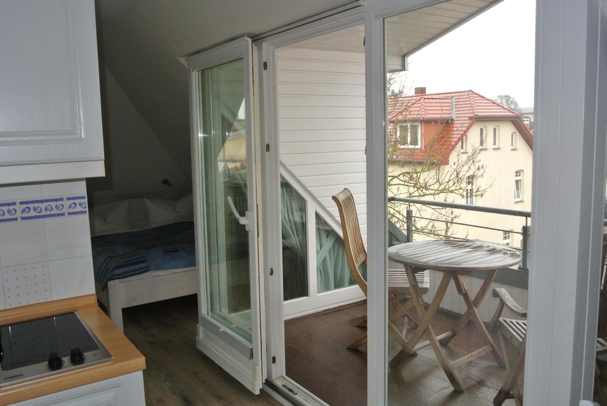 Ferienwohnungen Am Rosenhof Kuhlungsborn Ruang foto